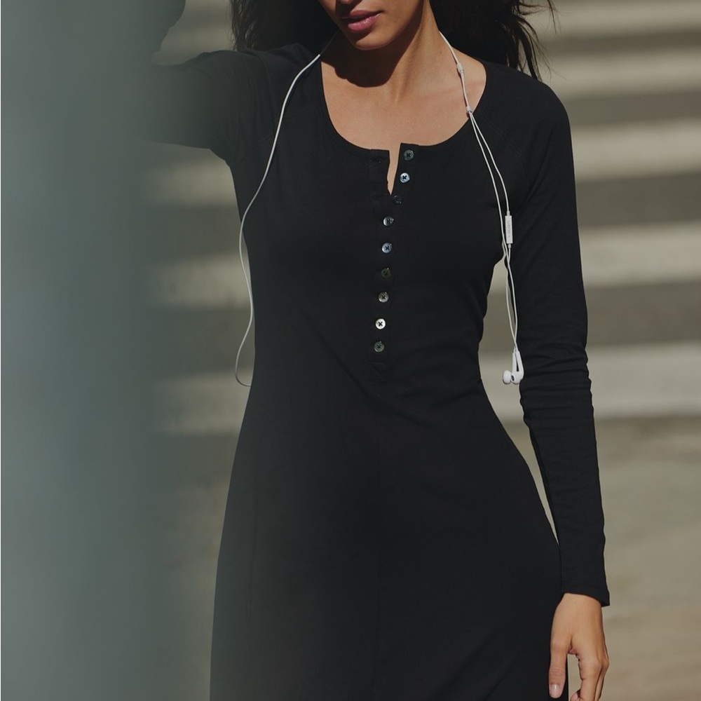 LSPACE x Anthropologie Long-Sleeve
Maxi Dress